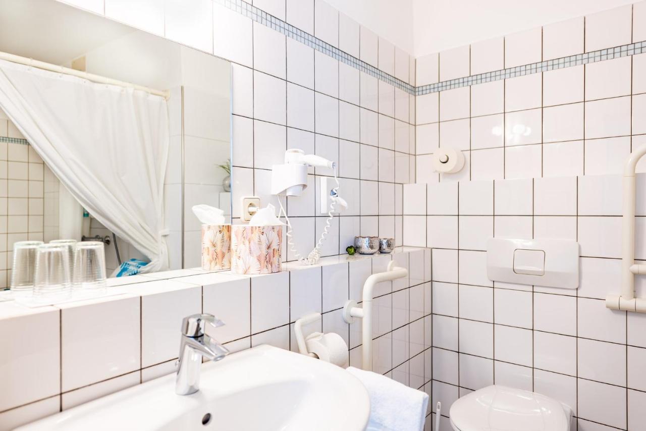 Hotel Nibelungen Hof Ксантен Екстериор снимка