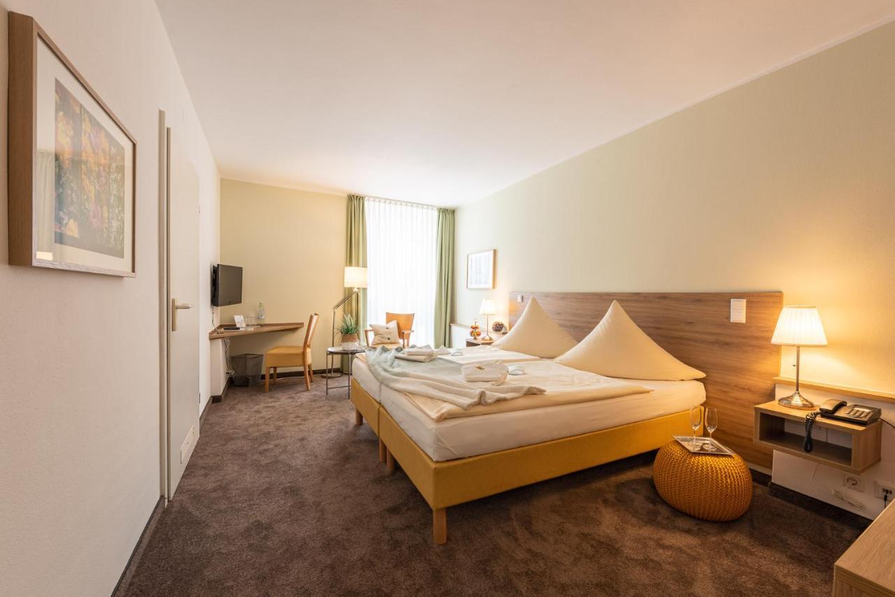Hotel Nibelungen Hof Ксантен Екстериор снимка
