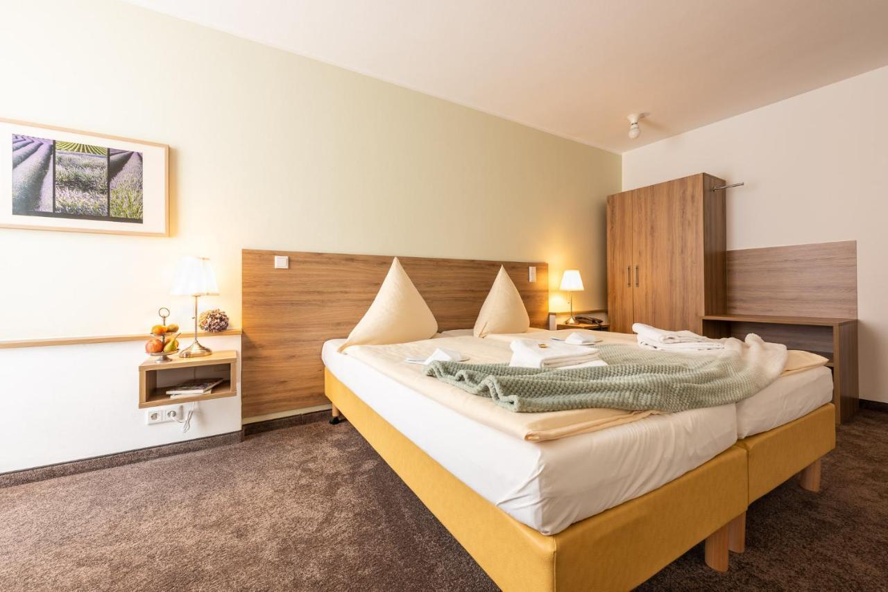 Hotel Nibelungen Hof Ксантен Екстериор снимка