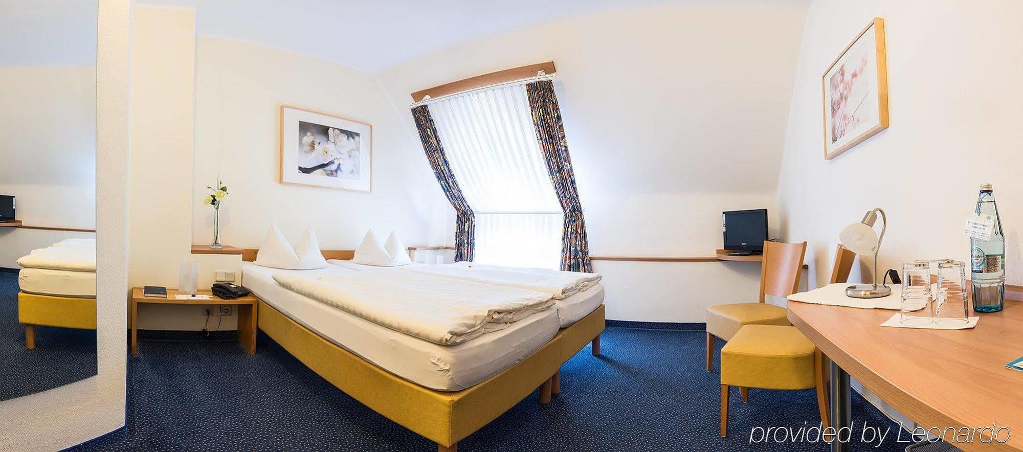 Hotel Nibelungen Hof Ксантен Екстериор снимка